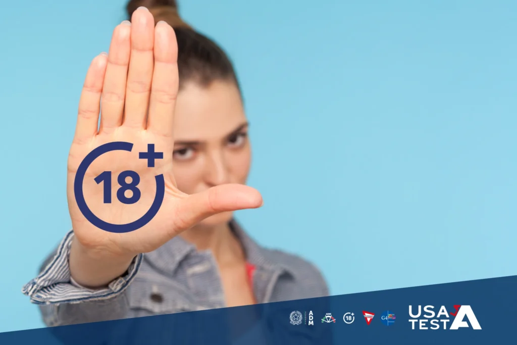Mano alzata con simbolo 18 cerchiato su sfondo azzurro, accompagnata da loghi istituzionali e dal marchio Usa la Testa, a rappresentare il divieto di gioco per minori di 18 anni.