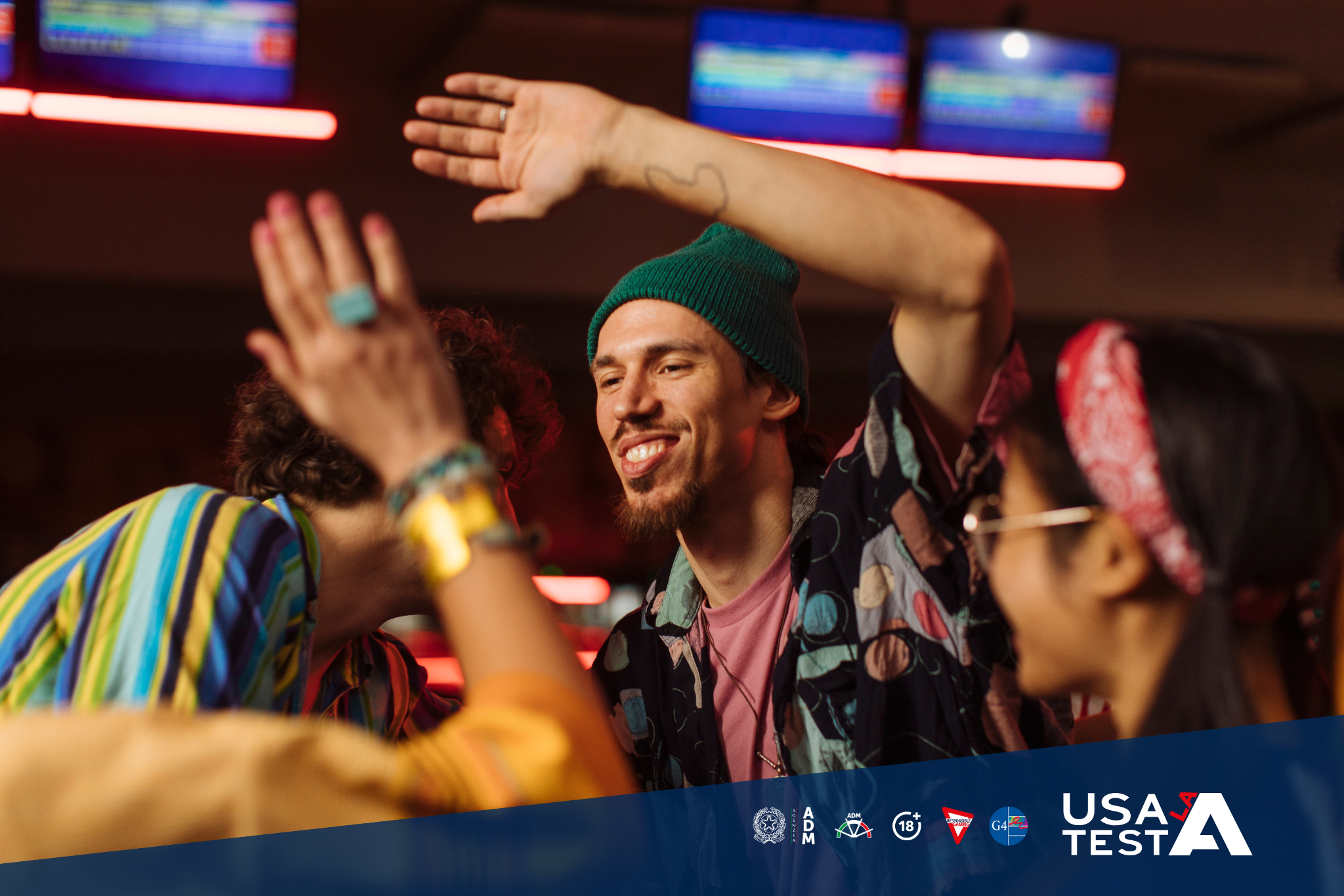 Persone che si divertono insieme in un ambiente regolamentato, simbolo di socialità, gioco responsabile e per allenare la mente al divertimento.